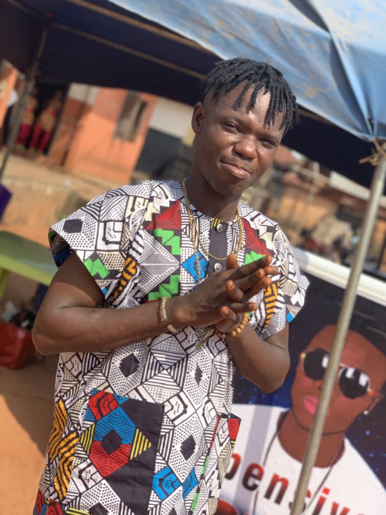 Xpensive DJ Deskido Biography