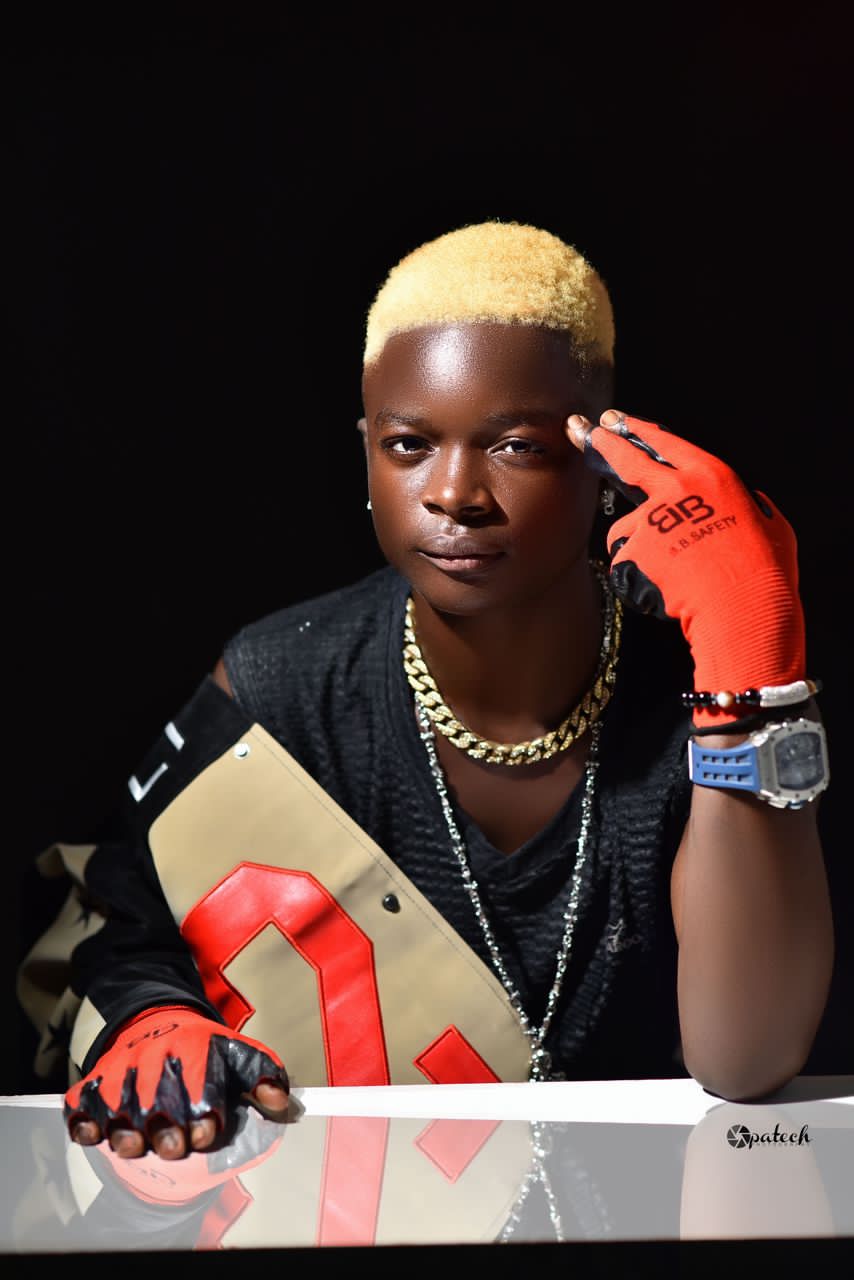 Kolanutboi Biography