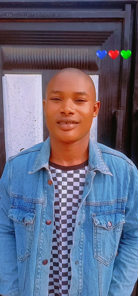 Midde Cash Biography