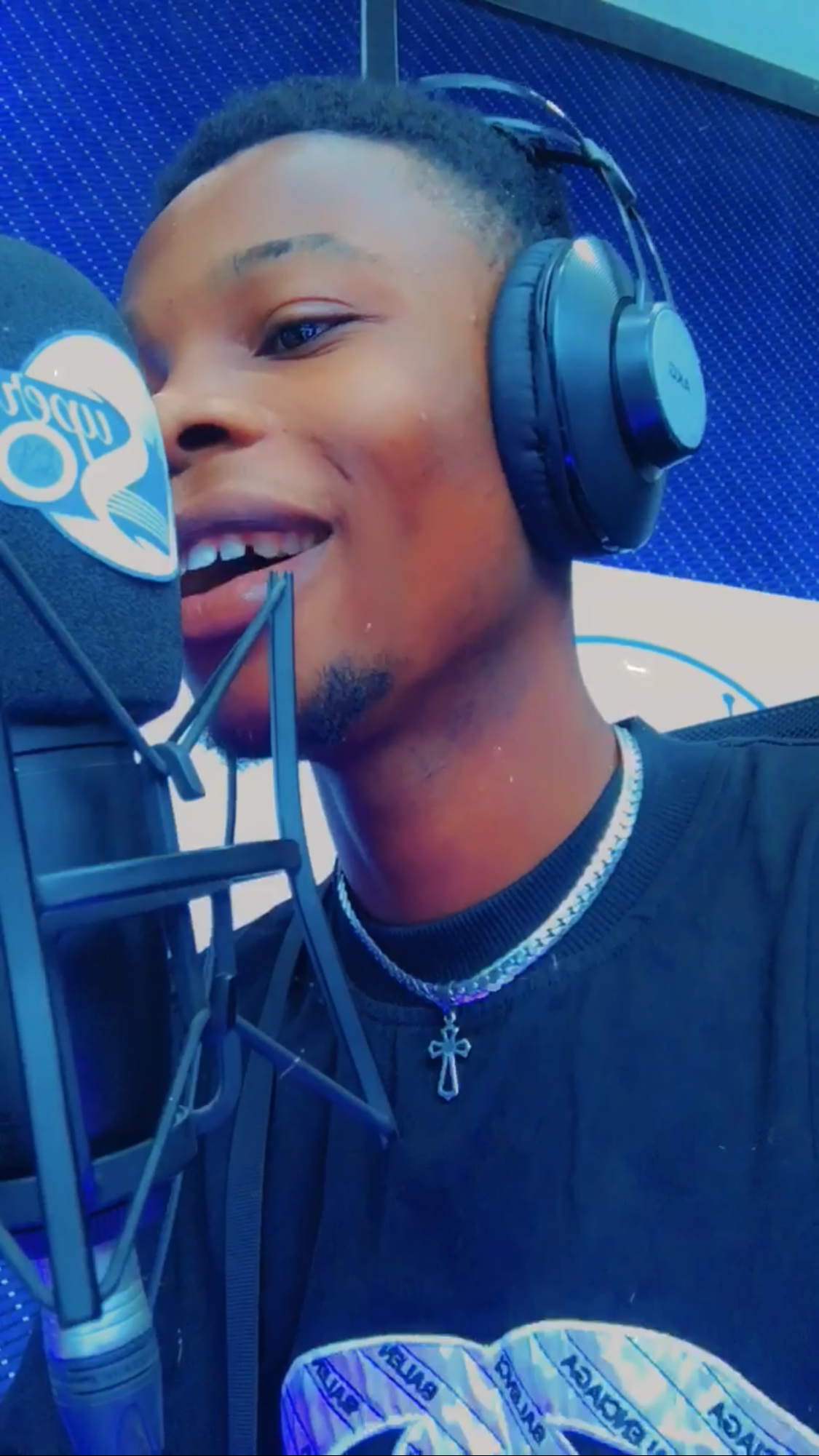 Singer Iking Biography