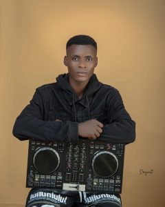 Biography Of DJ Khayvibez